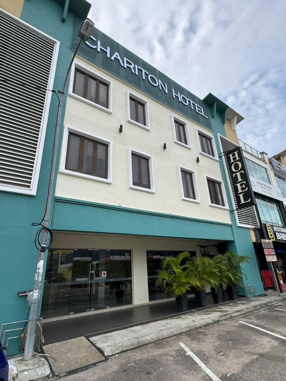 Chariton Hotel Nusa Bestari 조호르 바루 외부 사진